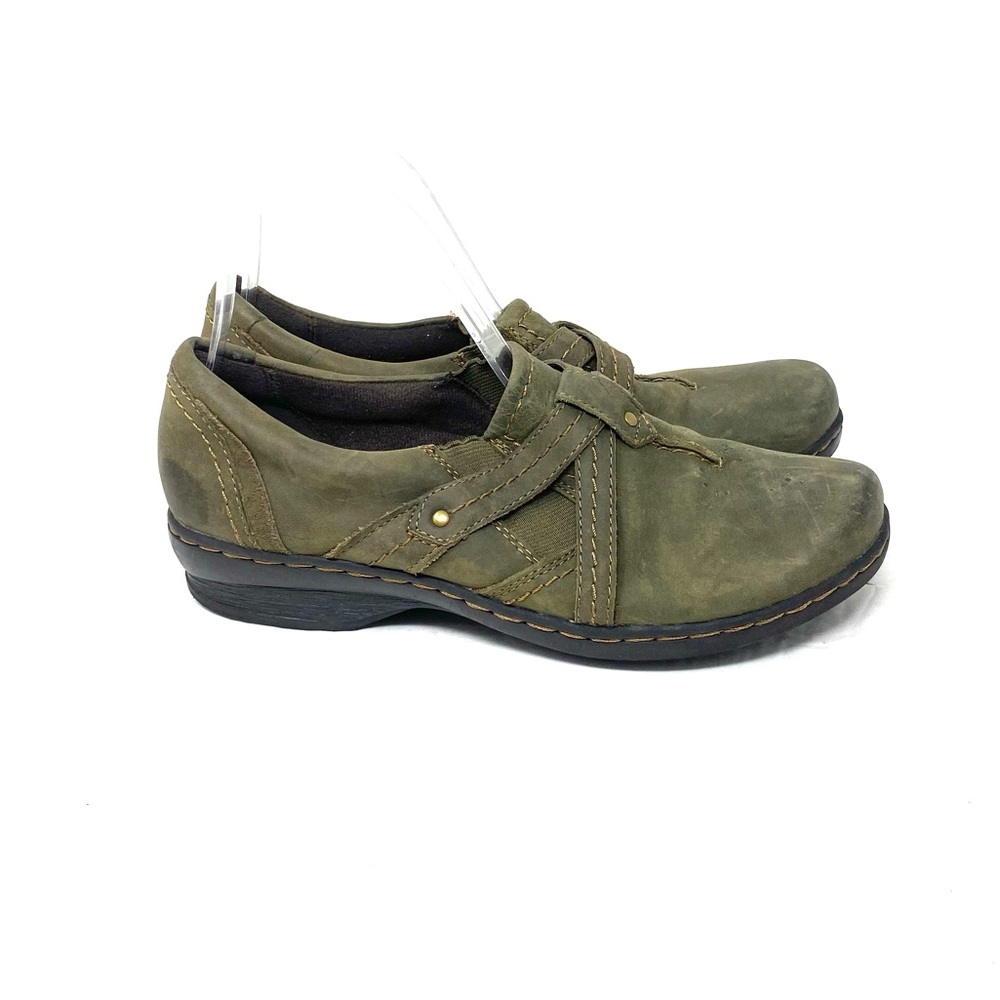 Clarks Slip Ons - Picture 5 of 8